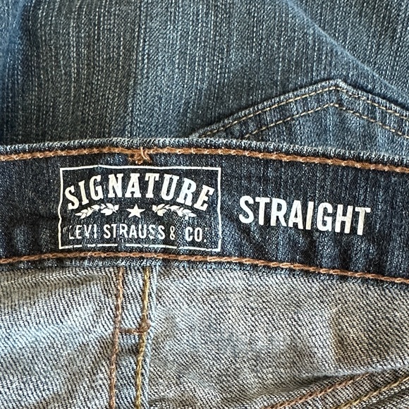 Signature by Levi Strauss Men's Straight Jeans - Dark Blue - 34/32 - Picture 8 of 9